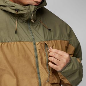 High_Coast_Wind_Jacket_M_82606-232-620_K_MODEL_FJR