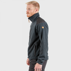 Buck_Fleece_M_81328-555_D_MODEL_FJR