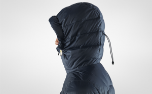 Expedition_Pack_Down_Hoodie_W_86122-560_K_DETAIL_FJR