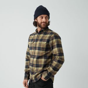 Singi_Heavy_Flannel_Shirt_M_81373-227_E_MODEL_FJR