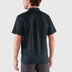 Ovik_Travel_Shirt_SS_M_87039-555_D_MODEL_FJR