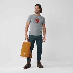 fjallraven_fox_t-shirt_m_87052-051_c_model_fjr