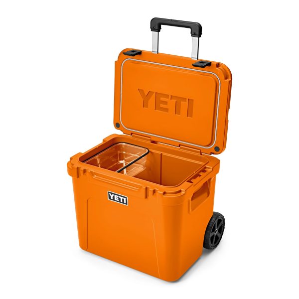 70000002147_10023260000_YETI_Wholesale_hard_goods_Roadie_60_King_Crab_Orange_3qtr_Open_7138_B_2400x2400