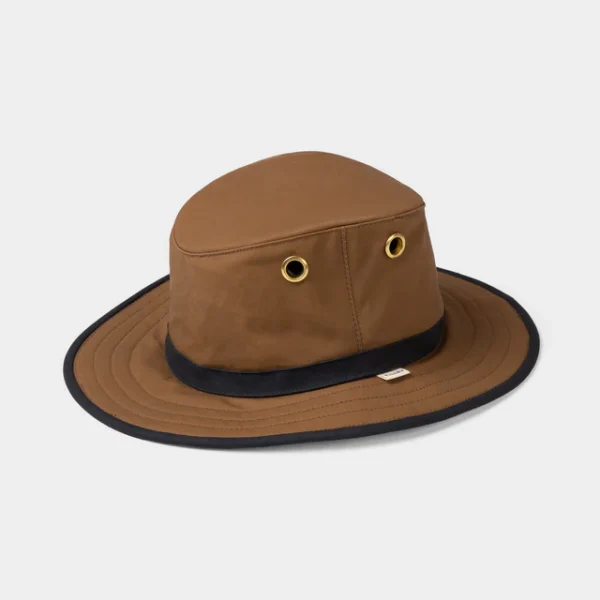 TWC7_The_Outback_British_Tan_Navy_1
