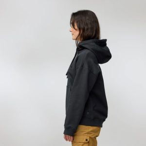 Fjallraven_Classic_Hoodie_W_14600187-550_E_MODEL_1970
