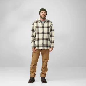 singi_flannel_overshirt_m_12600226-113-555_c_model_fjr