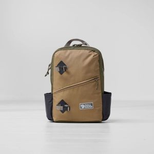 Vardag_Backpack_17_23200300-620-221_I_MODEL_080