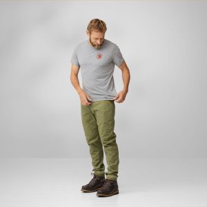 1960_Logo_T-shirt_M_87313-051_C_MODEL_FJR