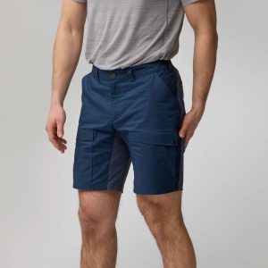 Abisko_Hybrid_Trail_Shorts_M_12200209-560_F_MODEL_0682