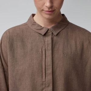 Ovik_Hemp_Camp_Shirt_SS_W_14600200-244_H_MODEL_2318