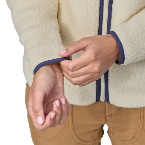 WBS24_22795_NAT_CAGCUFF