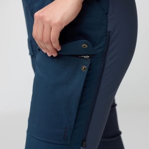 Abisko_Hybrid_Trail_Trousers_W_14200142-560_I_MODEL_0502
