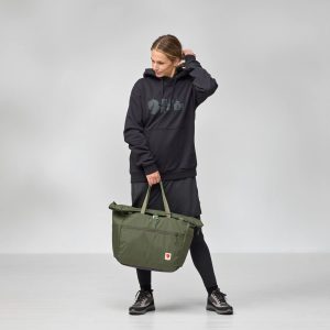 High_Coast_Tote_30_23200331-623_L_MODEL_1573