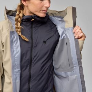 Keb_GTX_Jacket_W_14500177-118_L_MODEL_0255