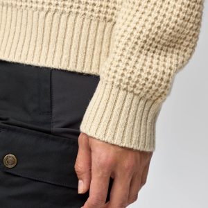 Ovik_Waffle_Knit_W_14600259-191_G_MODEL_0528