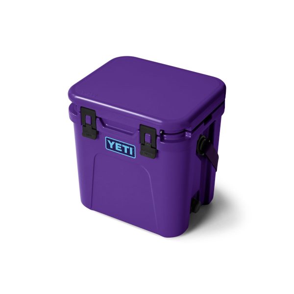 10022020009_70000006833_YETI_WHSL_Studio_Hard_Coolers_Roadie_24_2d0_Pace_Purple_3qter_157_B