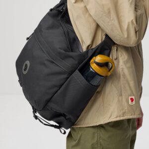 Farden_Crossbody_23200340-037_H_MODEL_1419