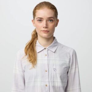 Ovik_Lite_Flannel_Shirt_W_14600264-111-452_H_MODEL_1553