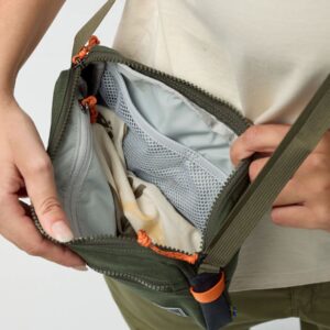 Vardag_Pocket_Large_23200339-662_H_MODEL_3413
