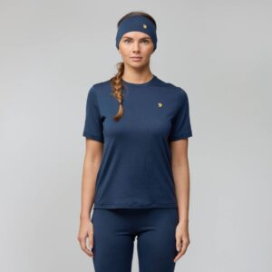 Bergtagen_Merino_190_SS_W_14600254-570_C_MODEL_1420
