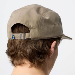 Fjallraven_Flat_Brim_Cap_13100240-244_D_MODEL_1765