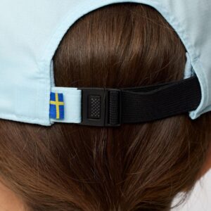 Vardag_Lite_Cap_13100239-514_G_MODEL_3333