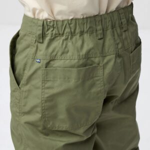 vardag_relaxed_trousers_m_12200229-620_g_model_1865