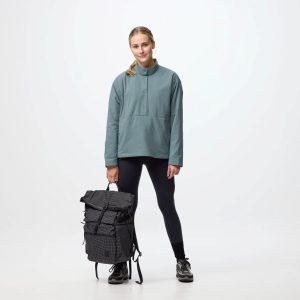 HC_Insulated_Pullover_W_14600294-577_K_MODEL_1954