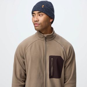 Kaipak_Fleece_M_12600321-244-294_F_MODEL_1644