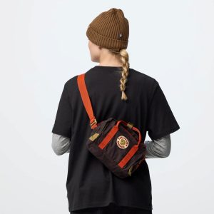 Kanken_Koncept_Crossbody_23200434-294-333_C_MODEL_1403